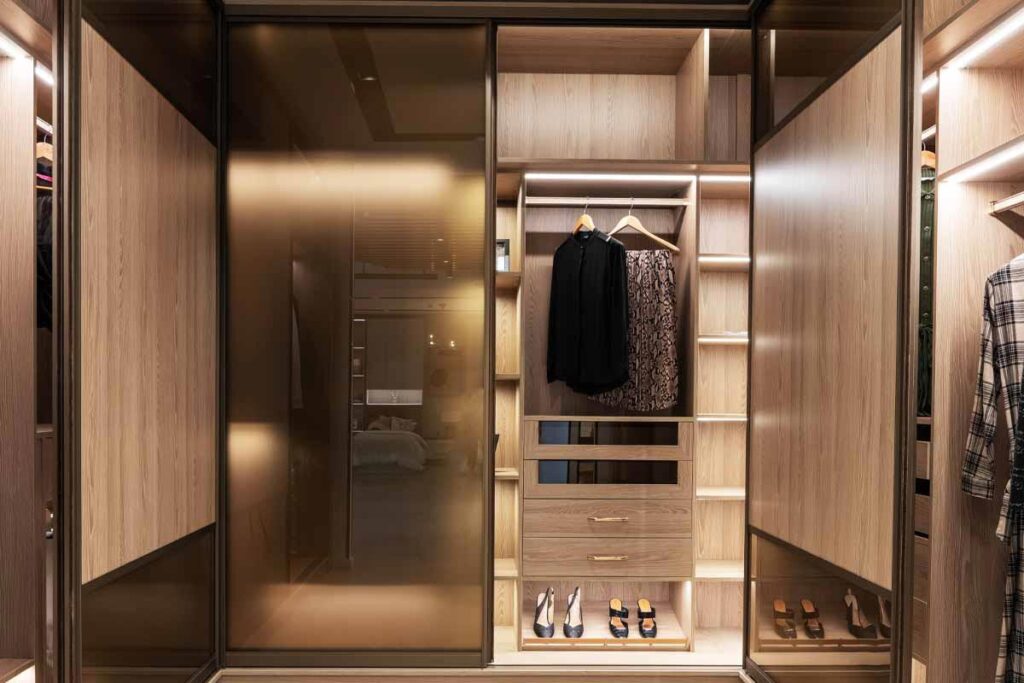 كيف تبدأ التخطيط لمساحات التخزين في منزلك؟