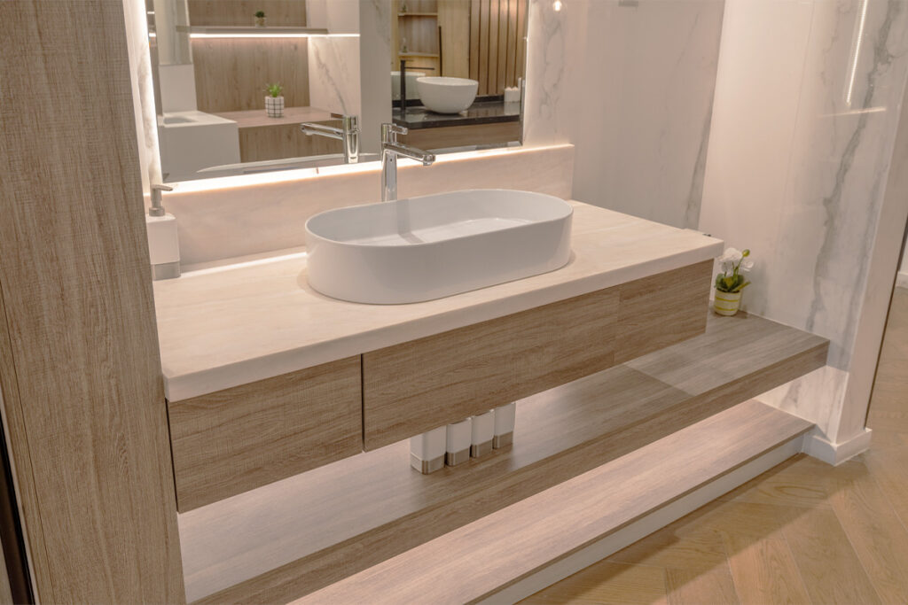 Bathroom Storage Units: Smart Solutions for More Elegant Spaces